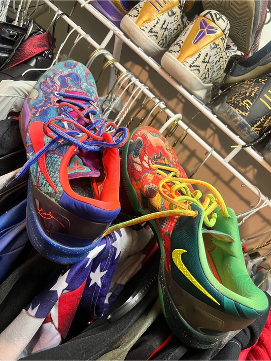 Nike Kobe What The - Size 12. Excellent Condition. main image 4
